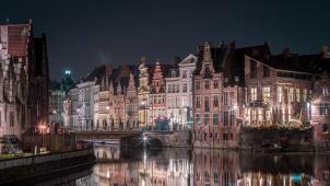 azamat-esmurziyev-0hPROPRjfvM-unsplash