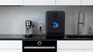 Bob_Minimalist_Black_Kitchen_09-06-2021-2048x819