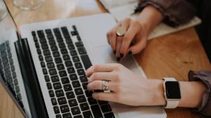 christin-hume-hBuwVLcYTnA-unsplash