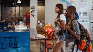 pexels-ketut-subiyanto-4907438