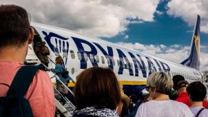 portuguese-gravity-zIgOmT-mdQk-unsplash