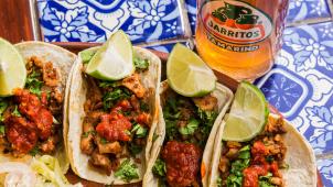 jarritos-mexican-soda-E0txIcqePac-unsplash