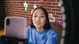 pexels-ivan-samkov-7676391