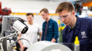 thisisengineering-raeng-omrpeqLz6Po-unsplash