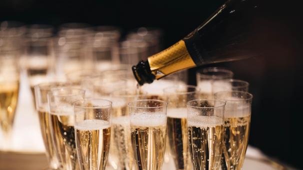 alexander-naglestad-xzKtOI1Cnxo-unsplash