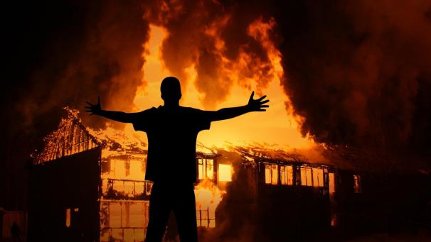 bad-guy-gef5ca22ca_1920